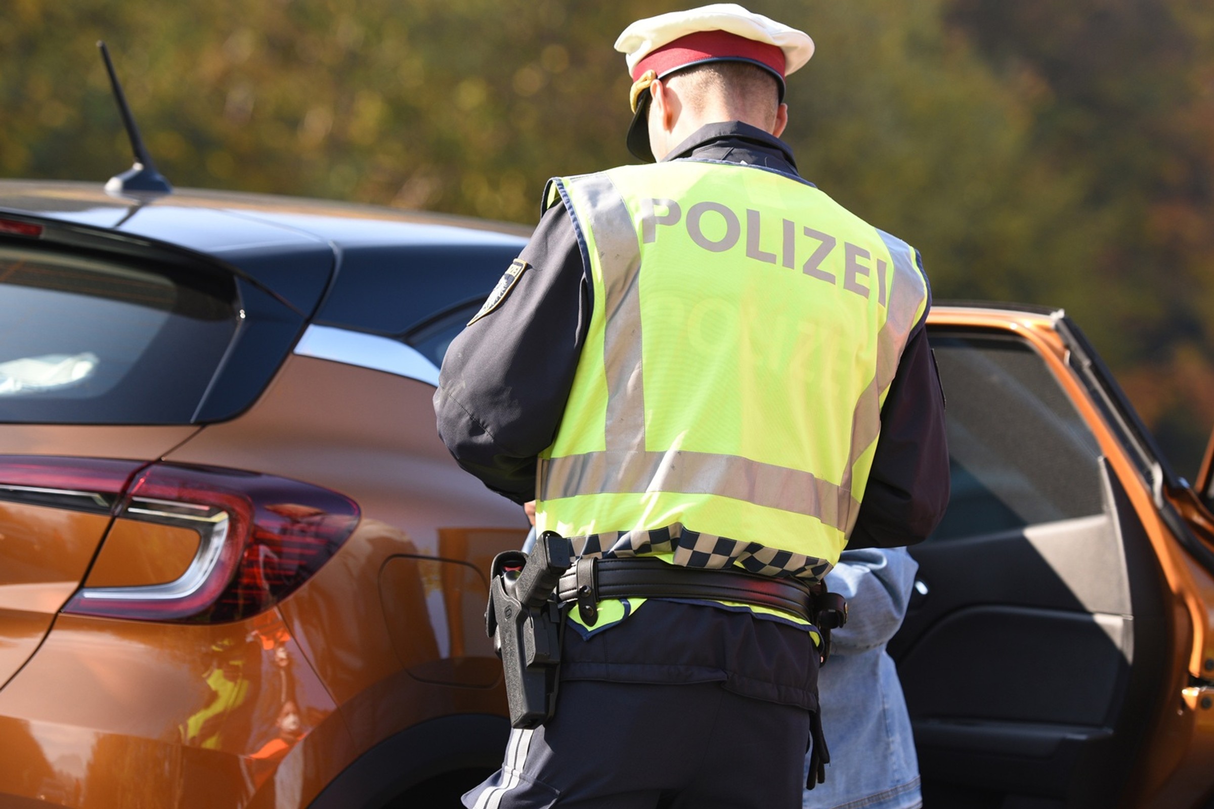 Austria i Niemcy walczą z turystami. Nie pozwalają zjeżdżać z zakorkowanych autostrad