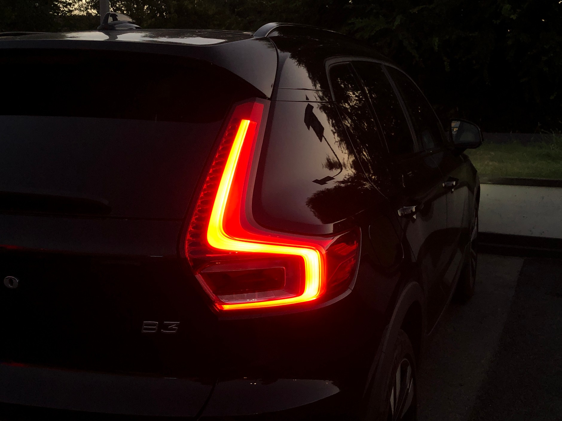 Volvo XC40 B3 Plus Dark