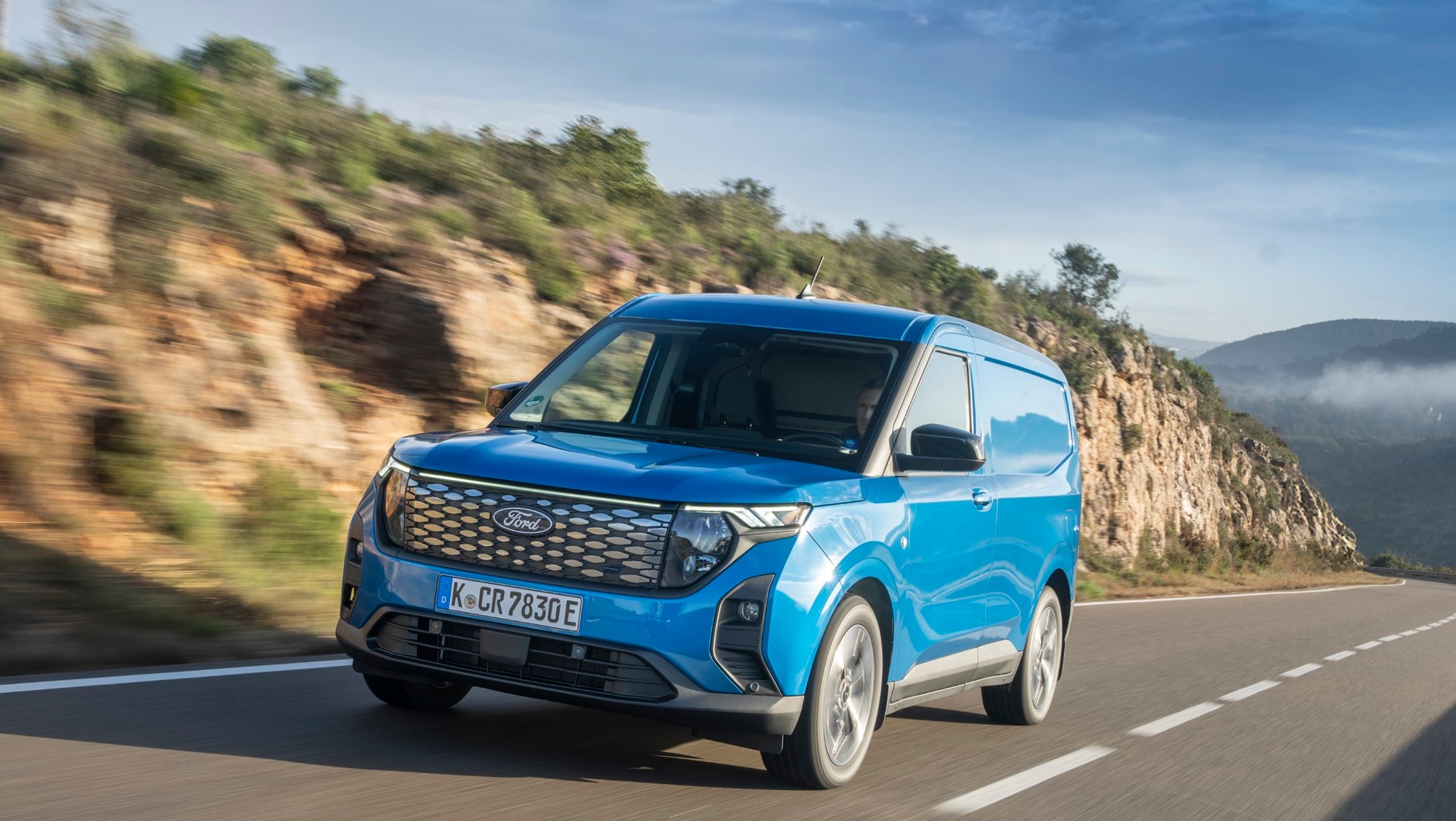 Ford E-Transit Courier
