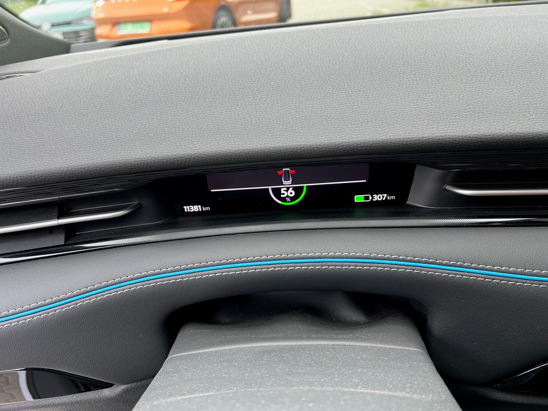 Porównanie kosztów przejazdu samochodami elektrycznymi i spalinowym