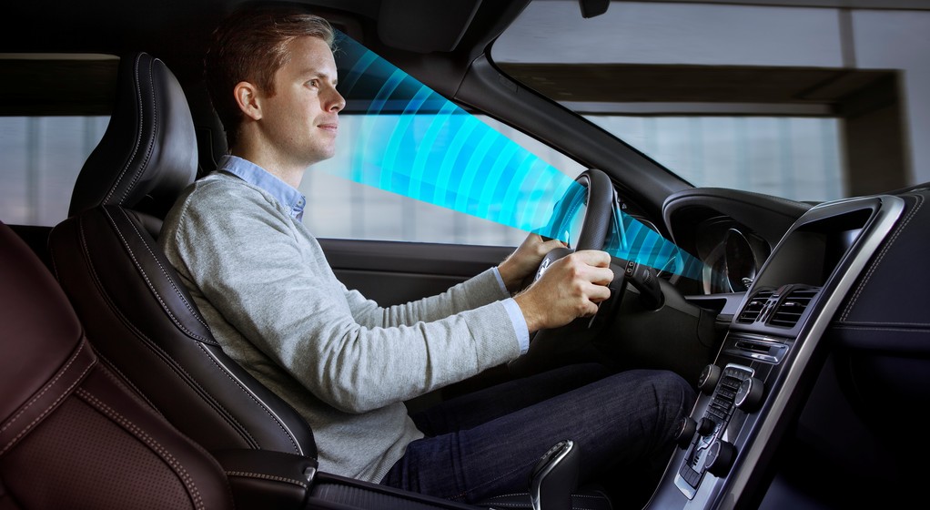 Volvo - układ obserwacji kierowcy