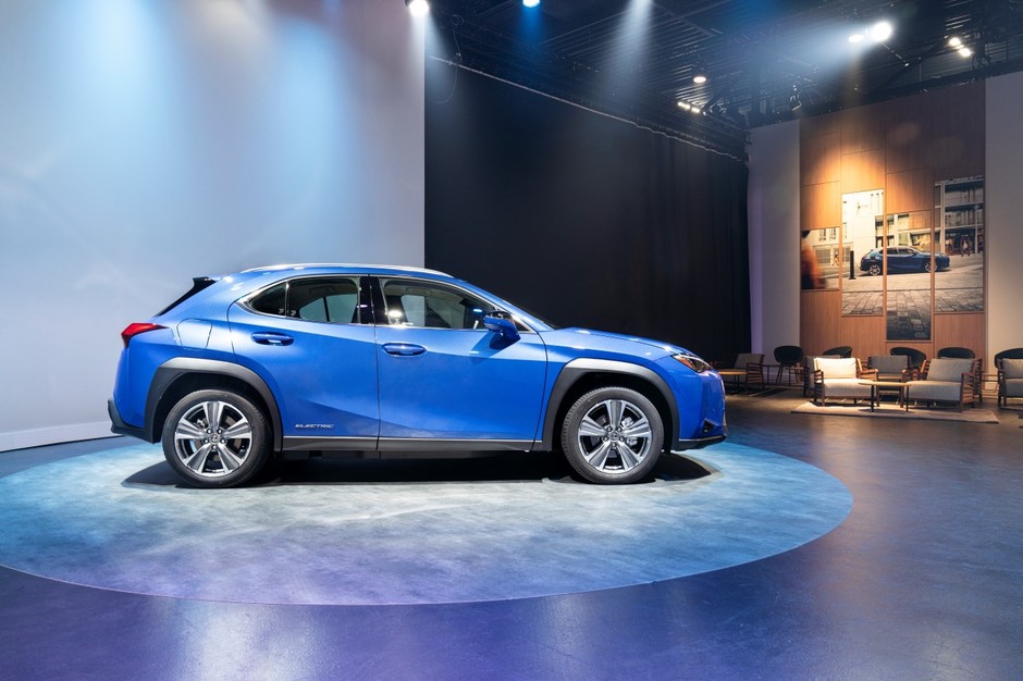 Elektryczny Lexus UX 300E