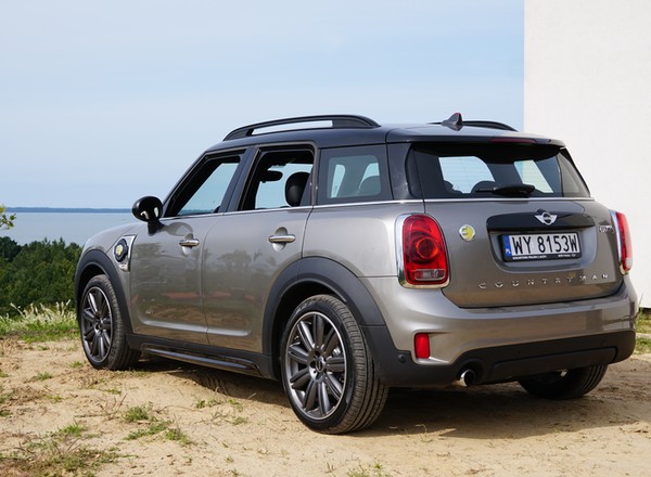 Mini Countryman Plug-in Hybrid - wąska specjalizacja | TEST