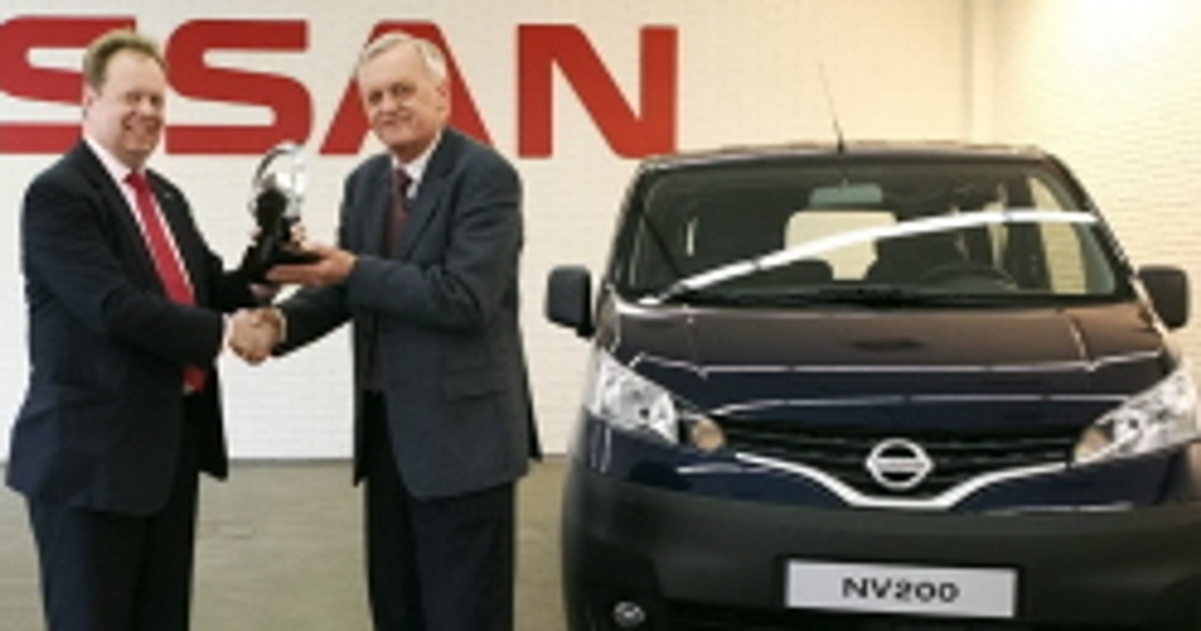 Nissan: NV200 międzynarodowym vanem roku 2010