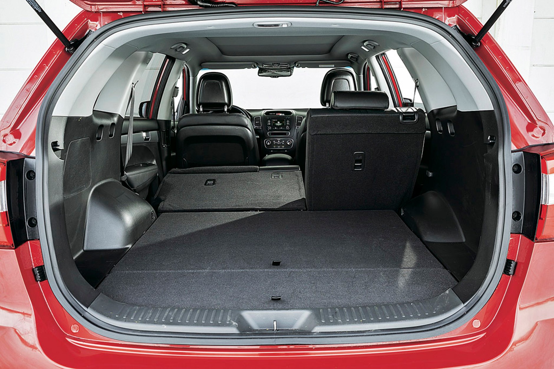 Mitsubishi Outlander kontra Kia Sorento i Hyundai Santa Fe: luksusowe diesle z napędem 4x4