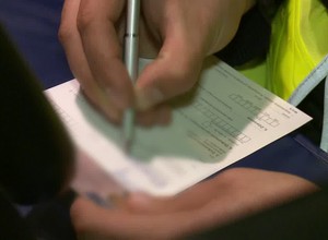W lesie też można dostać mandat
