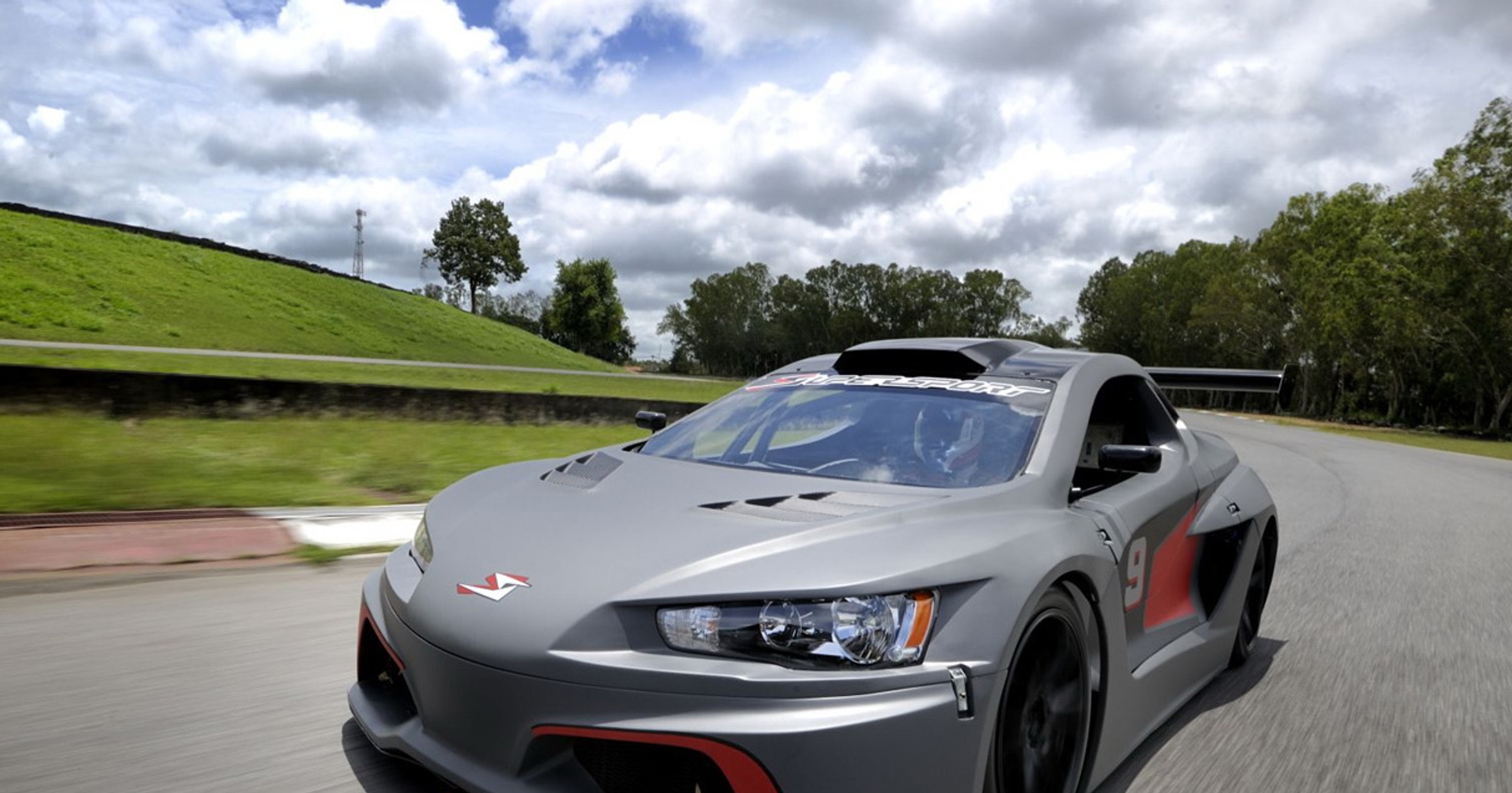 999 Motorsports Supersport
