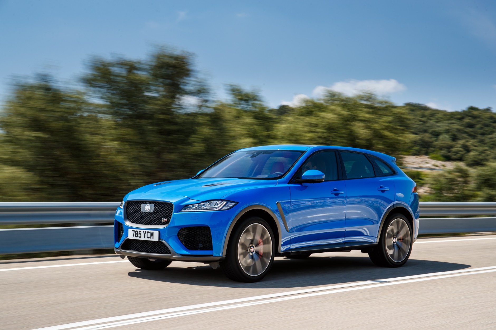 Jaguar F-Pace SVR