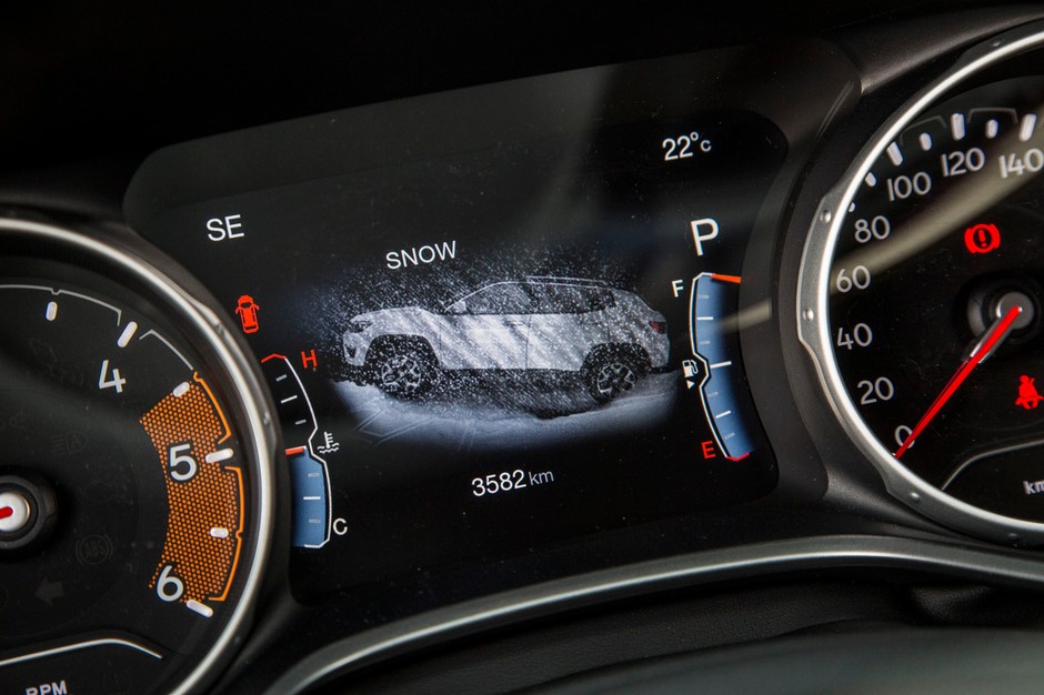 Jeep Compass 2.0 Multijet - sprawdza się nie tylko na asfalcie