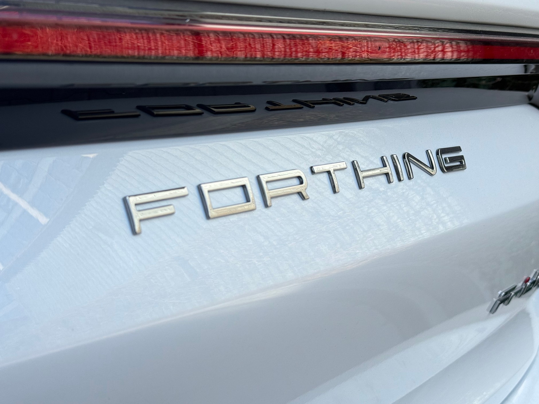 Forthing T-Five HEV, czyli Friday