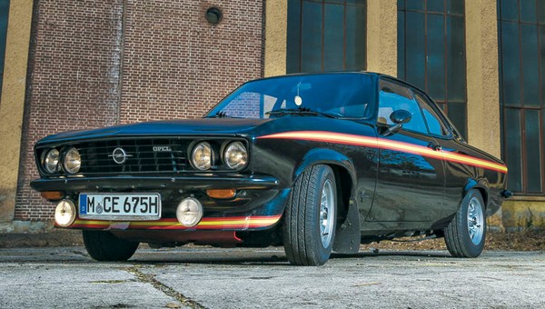 Opel Manta Black Magic - nie tylko dla młodzieży