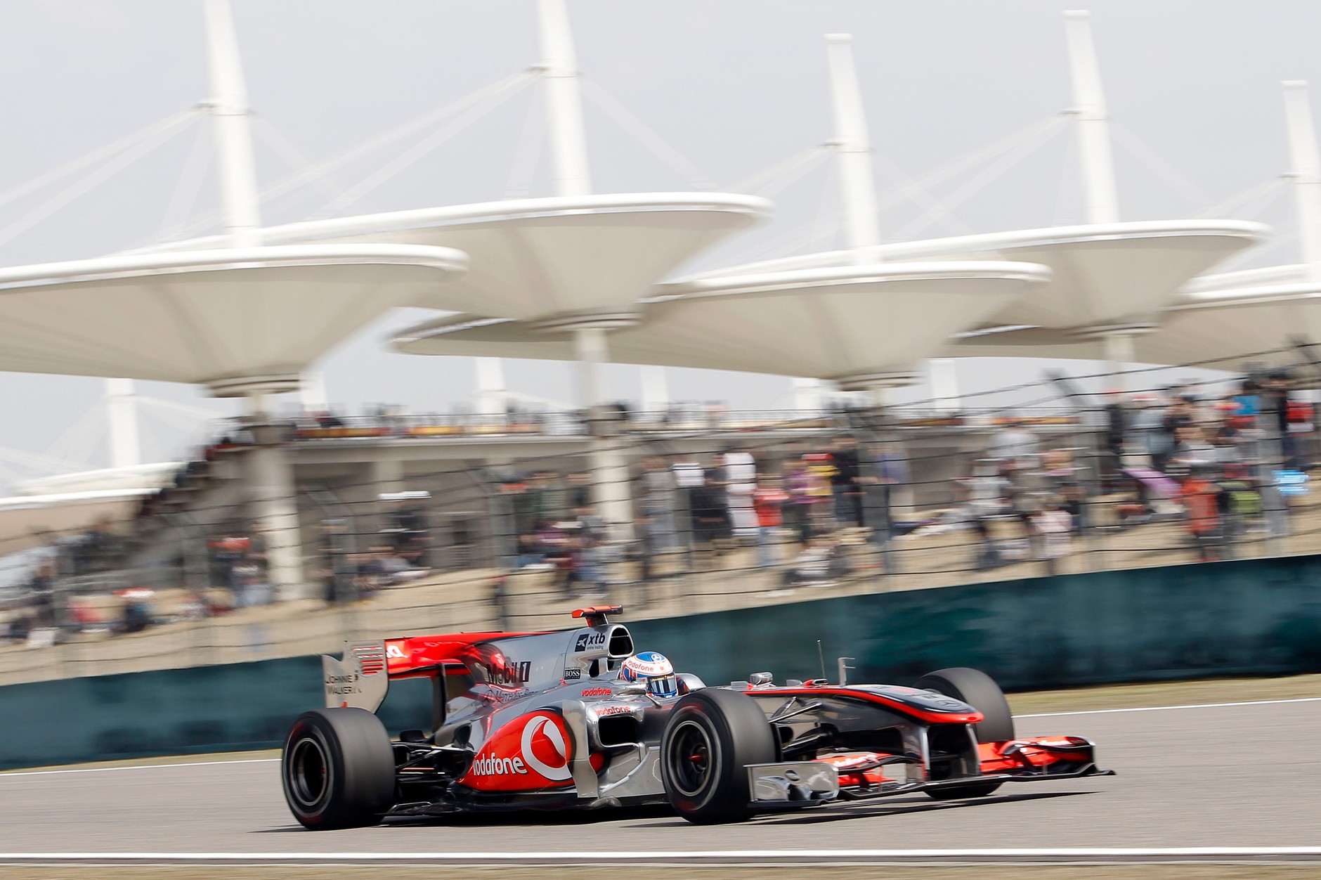 Grand Prix Chin 2010: Button i McLaren najszybciej, Kubica 5. (relacja, wyniki)