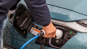 Elektryki nie zawsze takie eko. Raport niemieckiego instytutu