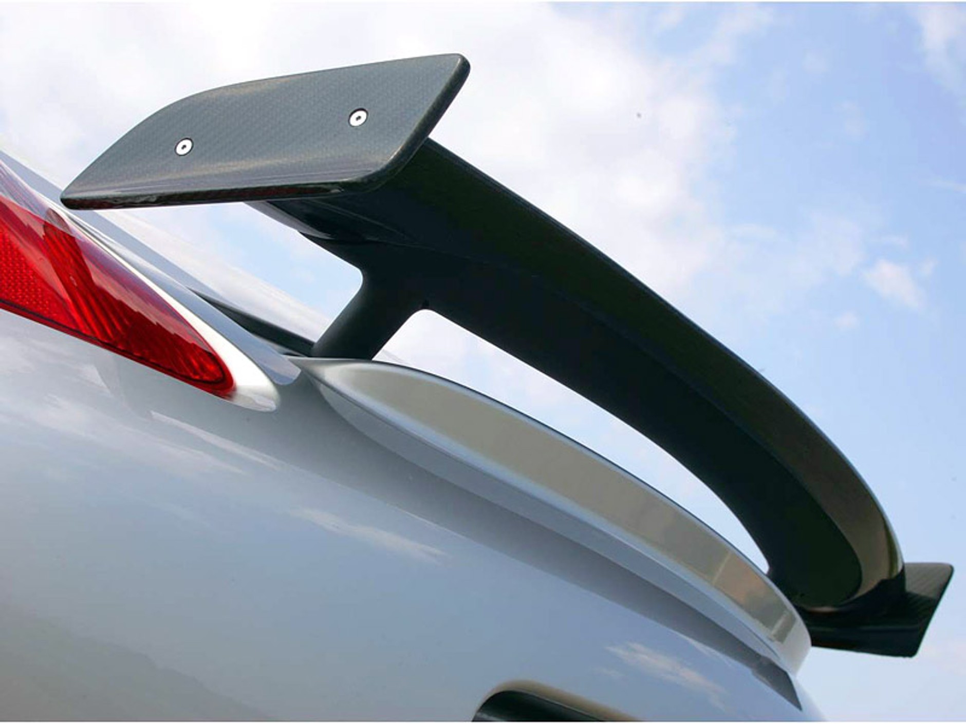 Speedart Cayman C-RS 325: zgryźliwy krokodyl