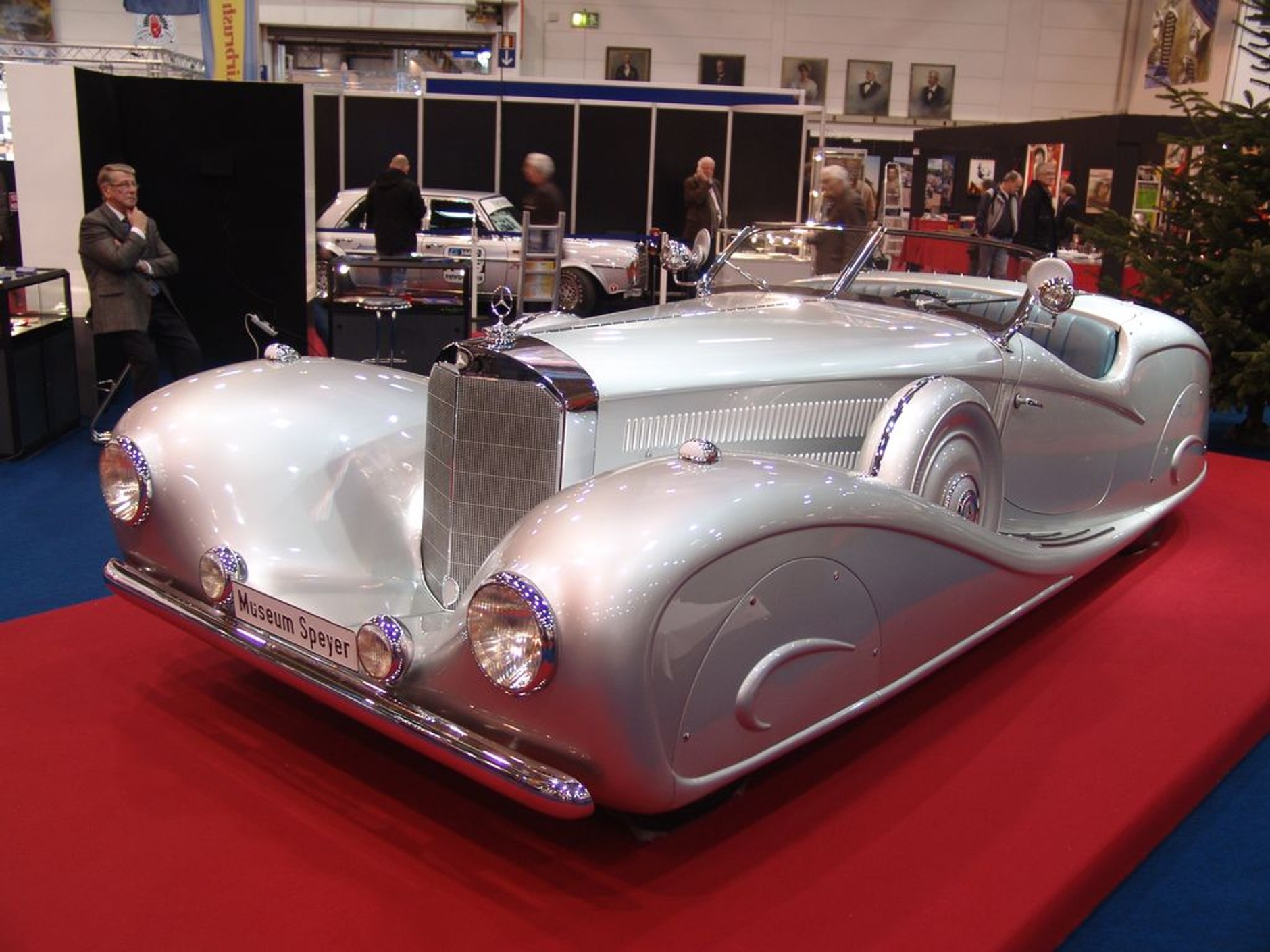 Essen Motor Show 2010: premiery w blasku tuningu, designu i modelek