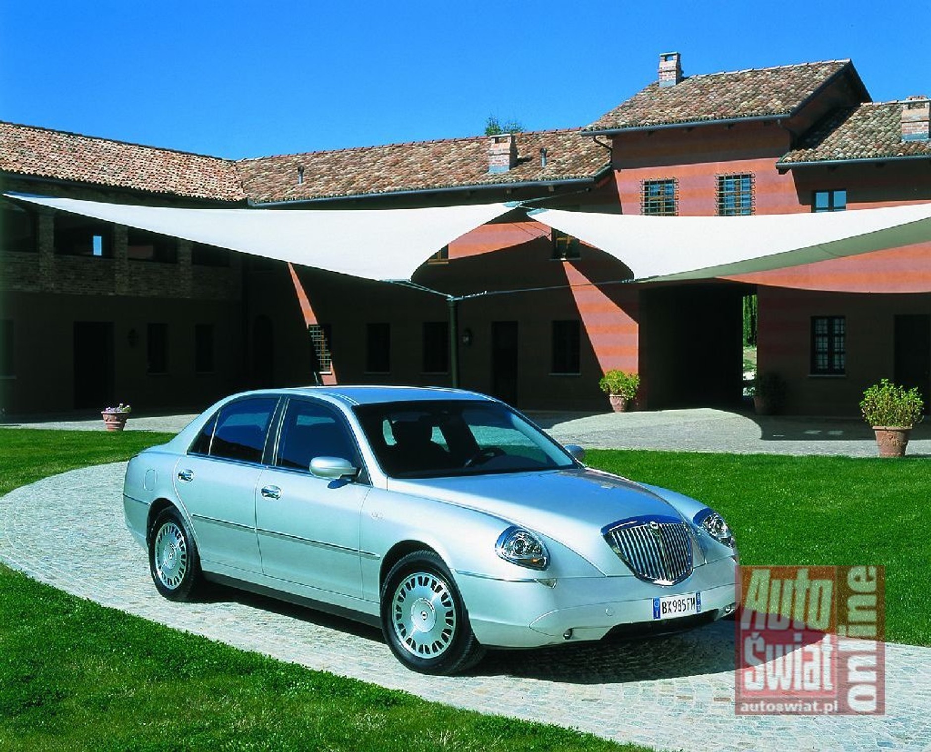 Lancia Thesis