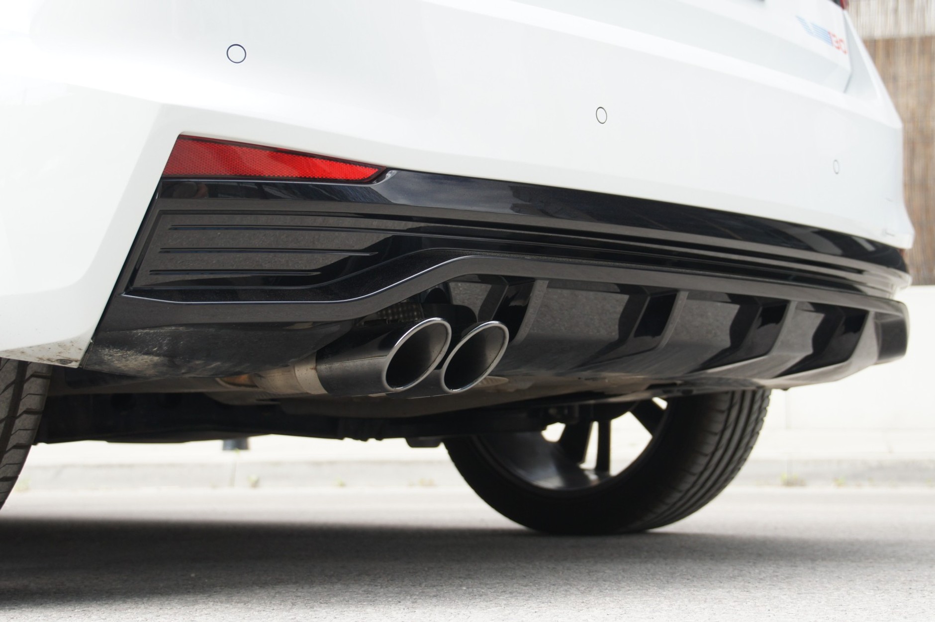 Fabia 130 Sport ma podwójną końcówkę układu wydechowego, ale i tak nie "gada"