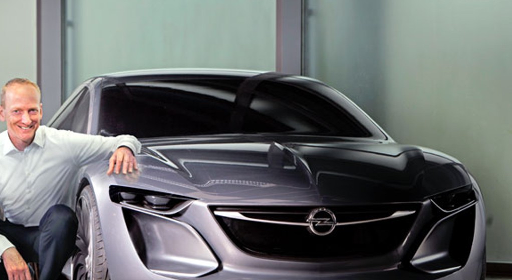 Opel Monza – coupé do Frankfurtu