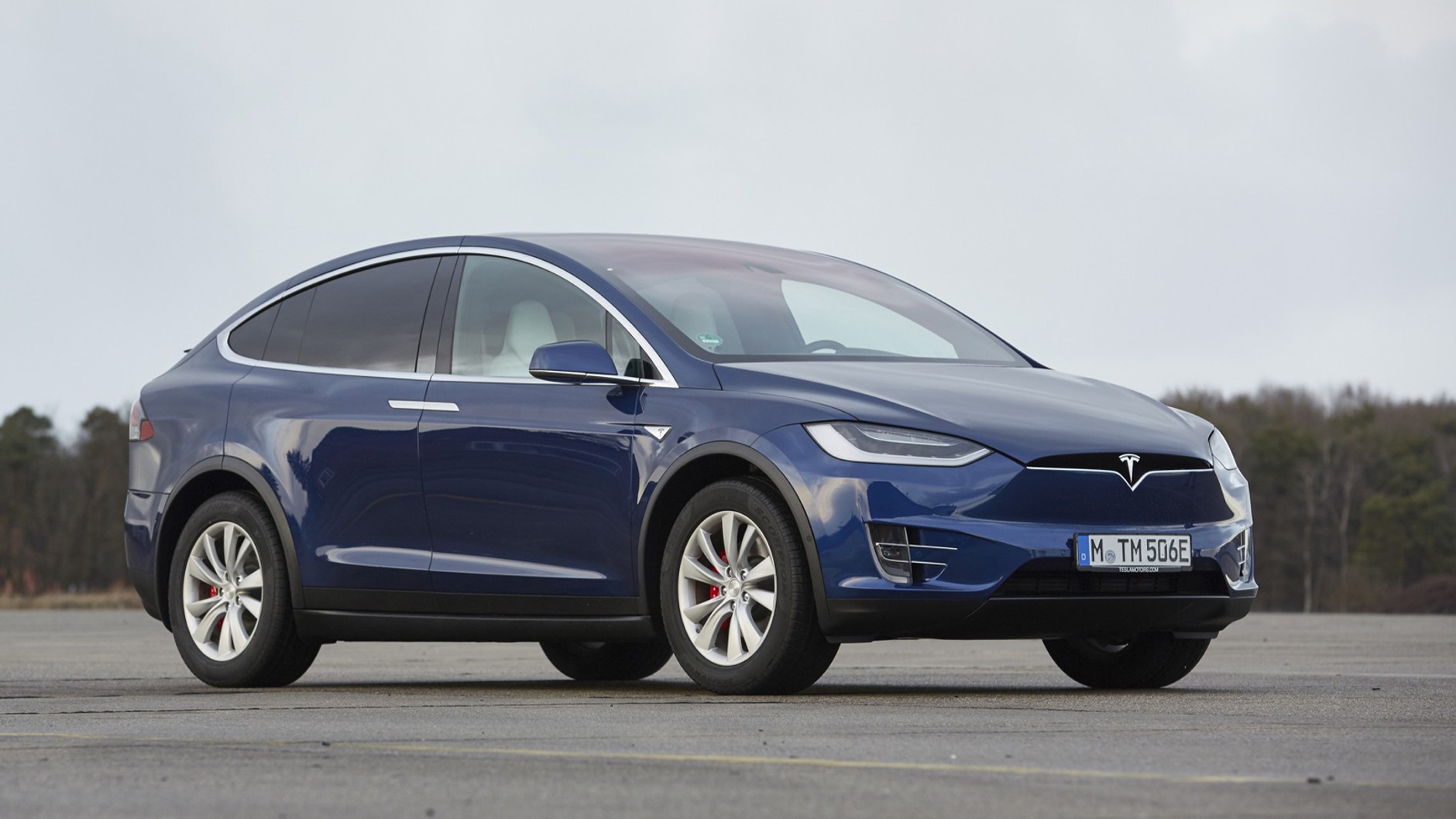 Tesla X – od 407 990 zł