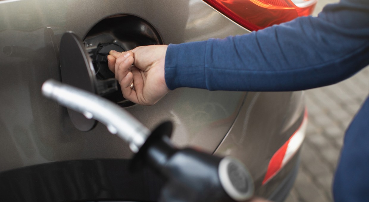 Zimą na stacjach dochodzi do zjawiska elektryczności statycznej. Przez to możemy wywołać pożar