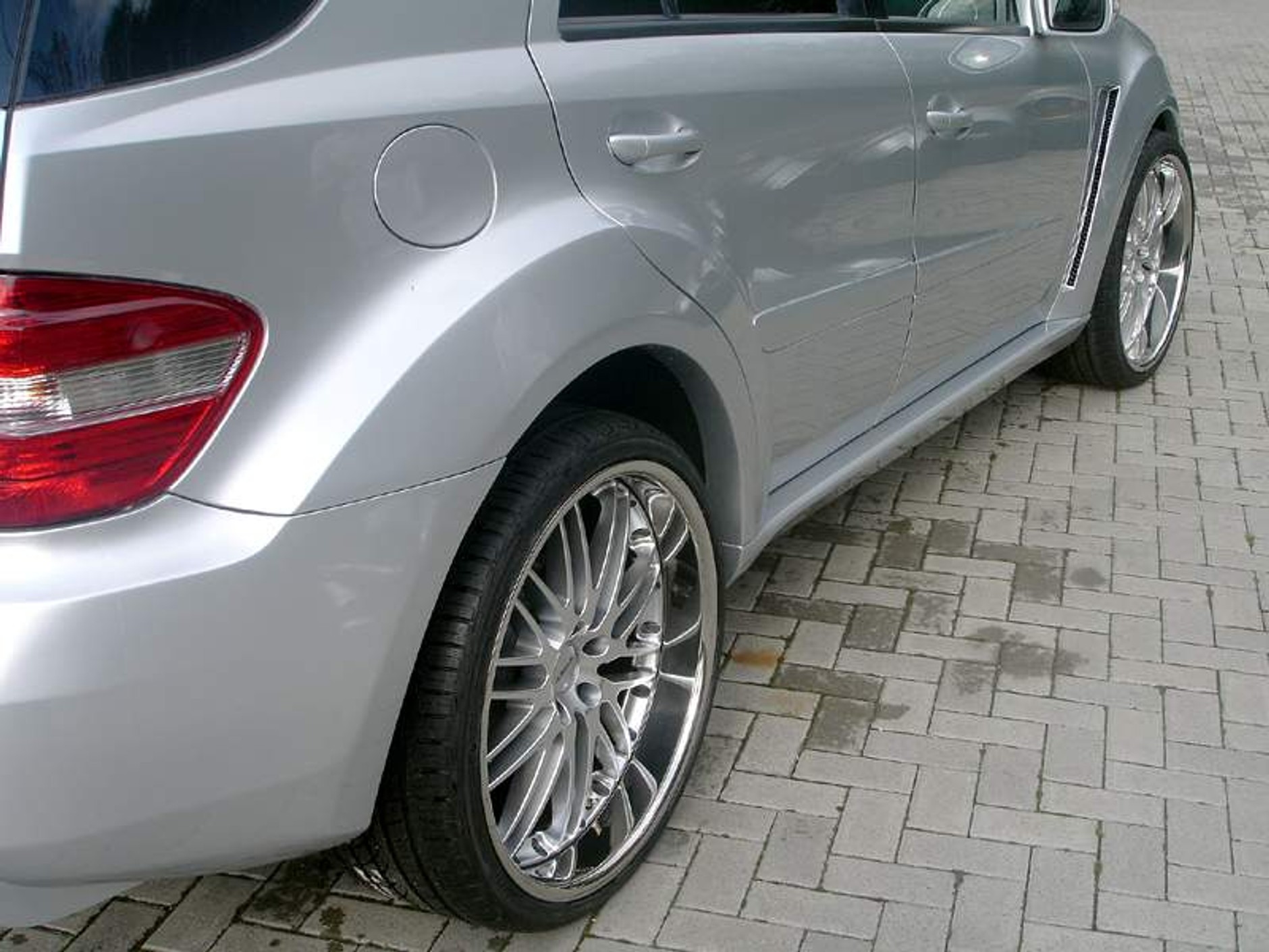 ASMA Design Gladiator II – Mercedes ML nie do poznania