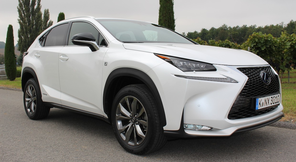 Lexus NX 300h – kompaktowy, hybrydowy, prestiżowy
