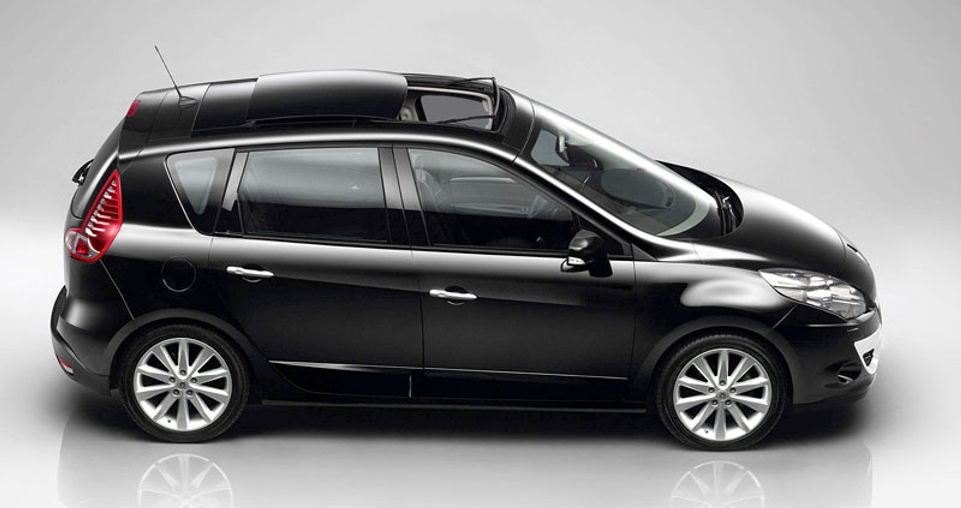 Nowy Renault Scenic: ładny, nowoczesny, wygodny (ceny w Polsce)