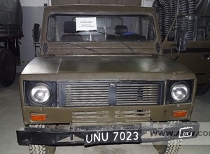 Wojskowe wyprzedaże – samochody i części już za kilkaset złotych
