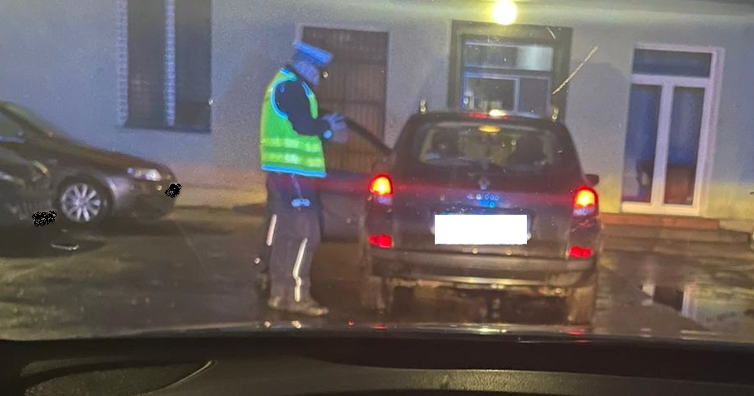 19-latek w Renault Clio próbował uciekać przed policją
