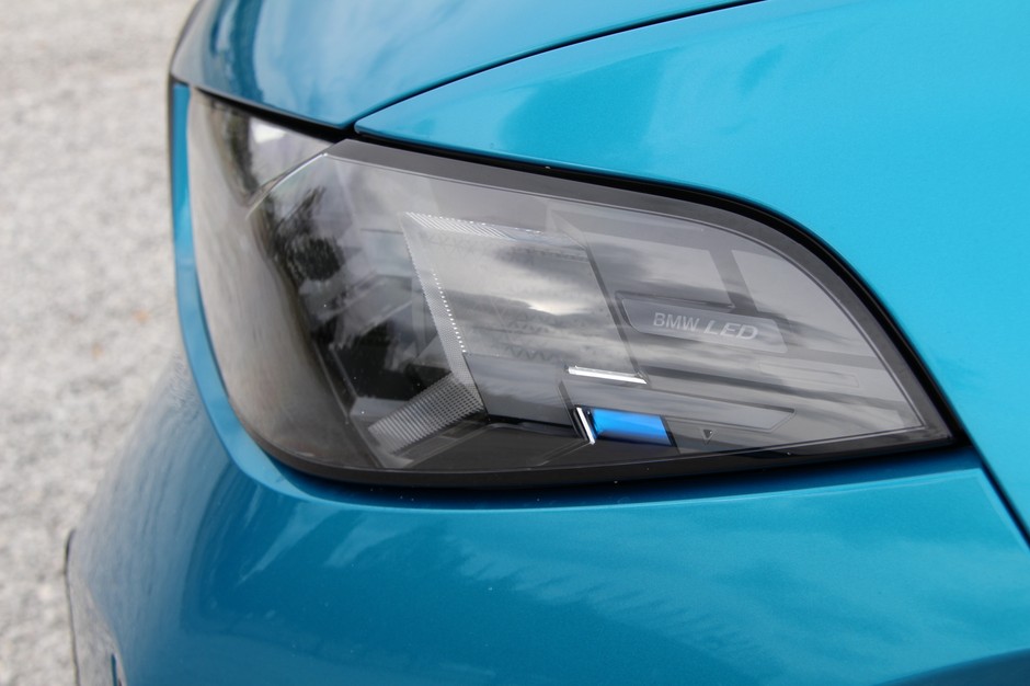 BMW X6 M60i