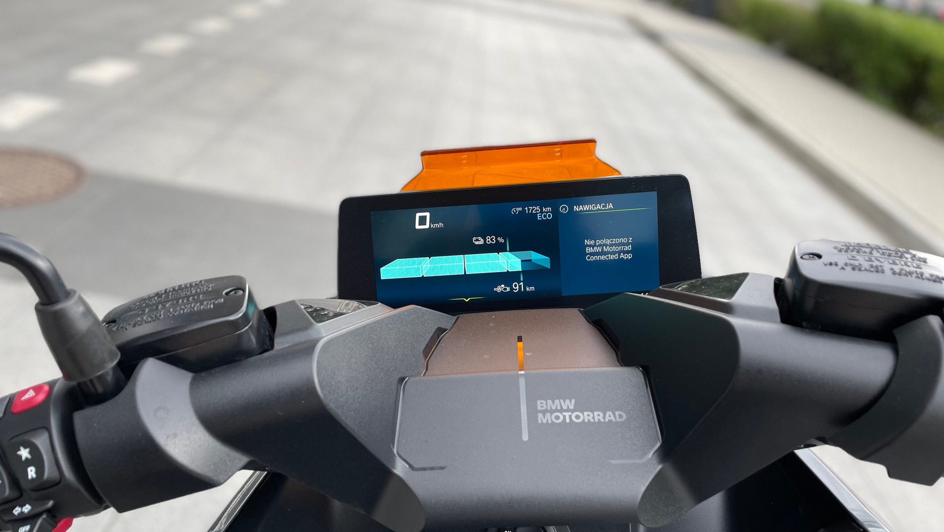 Elektryczny czy "normalny"? Sprawdziłem skutery BMW C 400 X i BMW CE 04