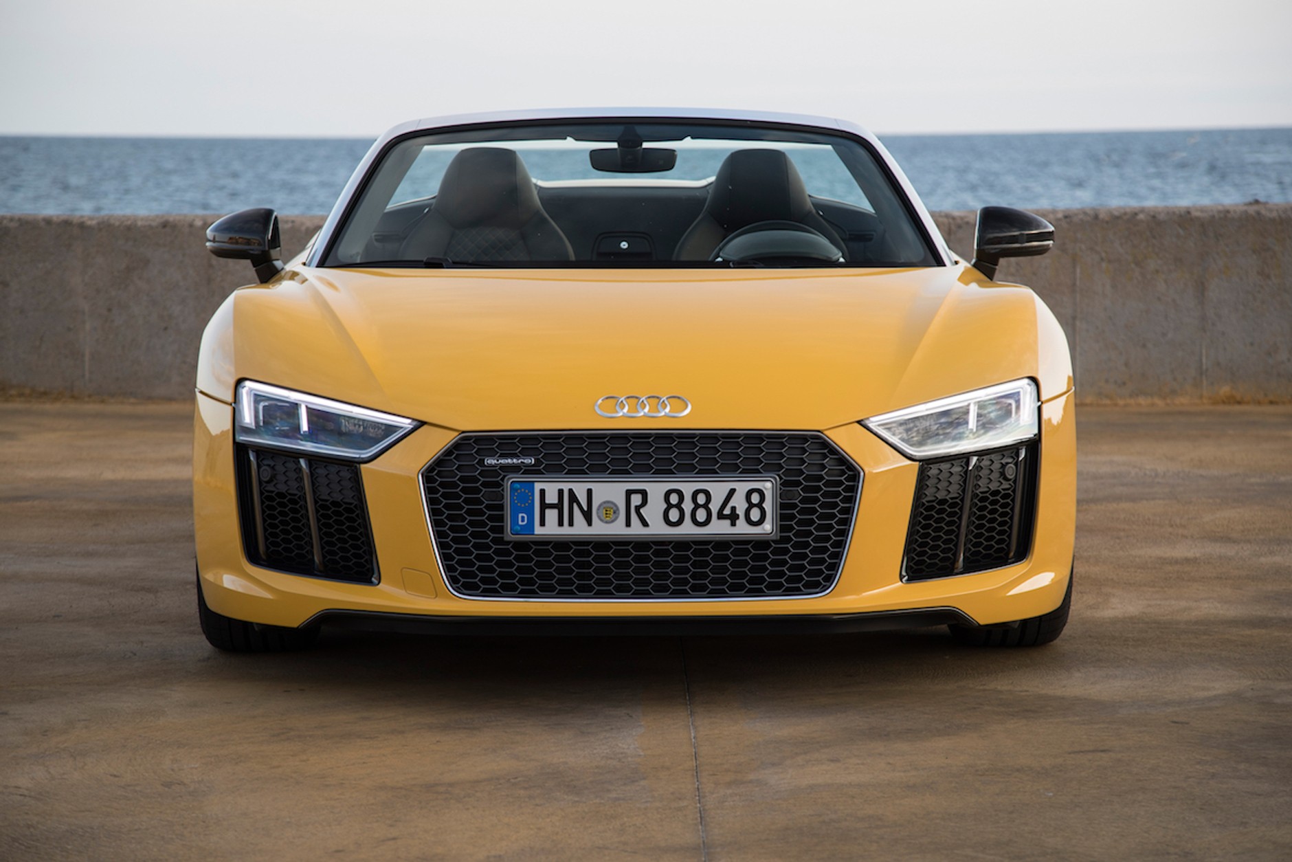 Audi R8 
Spyder