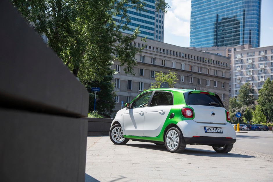 Smart EQ Forfour