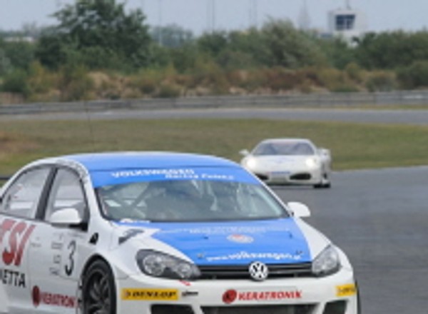 Wyścigi: VW Racing Polska po zawodach w Poznaniu