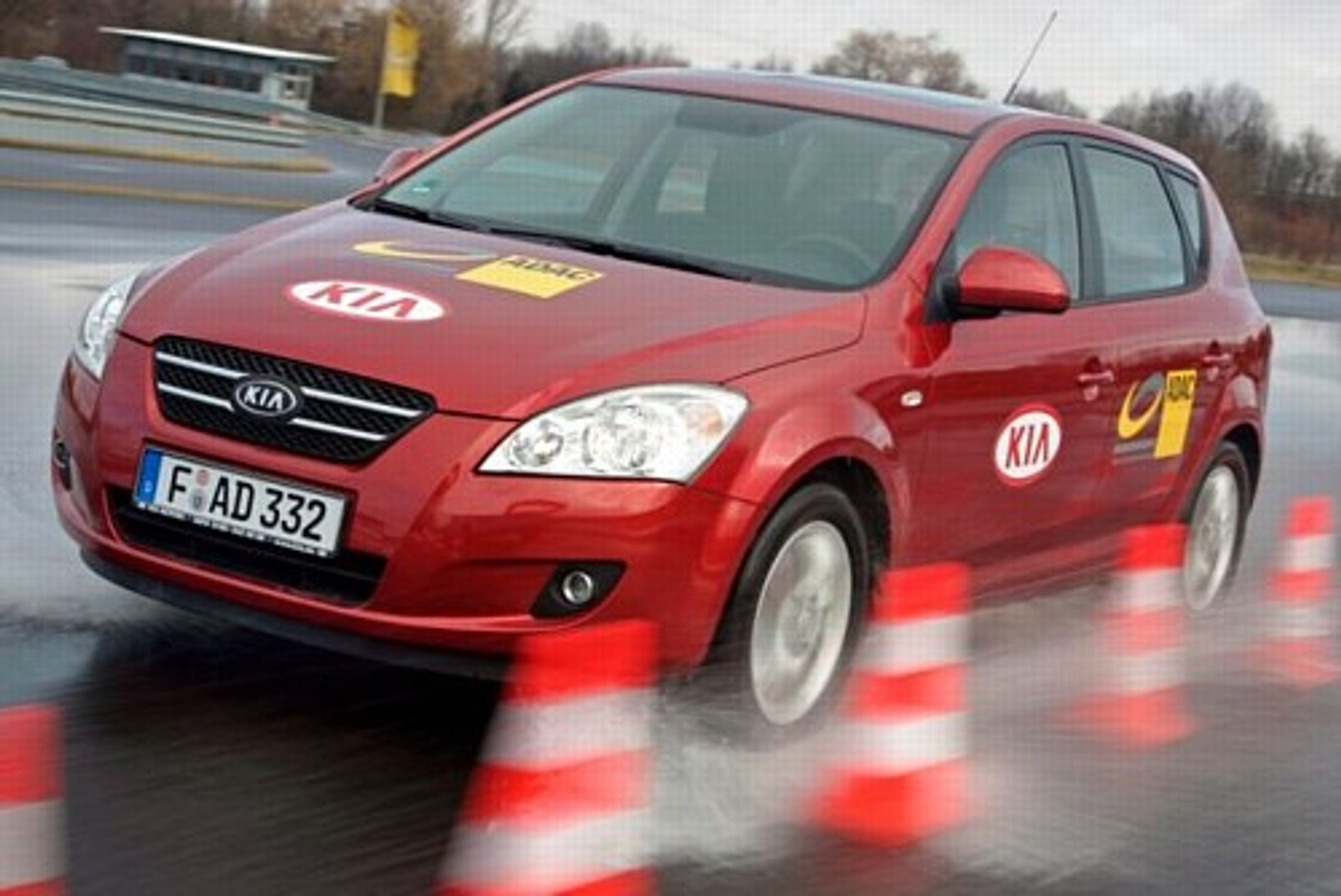 Kia dla automobilklubu ADAC