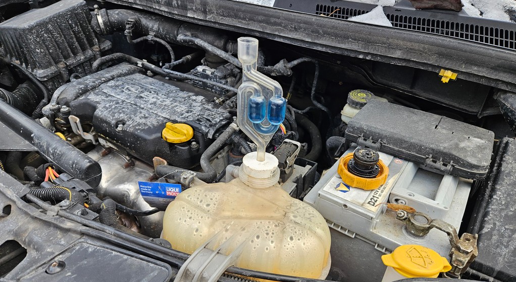 Prosty, chemiczny tester pozwala wykryć poważny problem z silnikiem