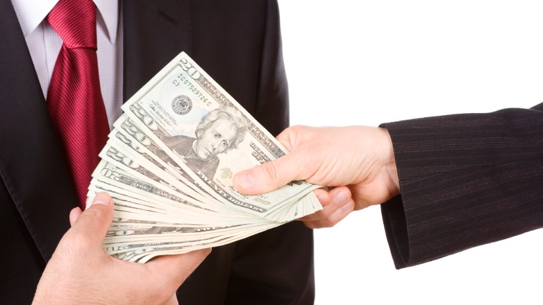 Gribkowsky przyjął łapówkę od Ecclestone’a?