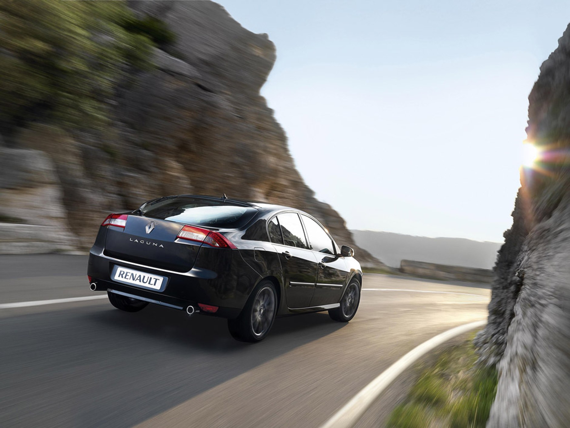 Renault Laguna: Zmiany kosmetyczne, ale we właściwym kierunku