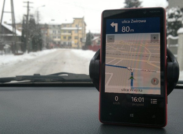 Jak prowadzi Nokia Lumia?