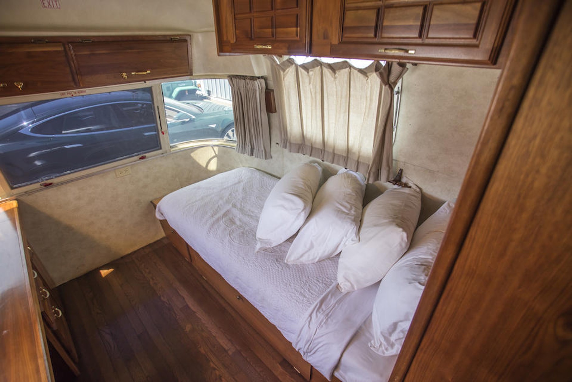 Przyczepa Airstream należąca do Toma Hanksa