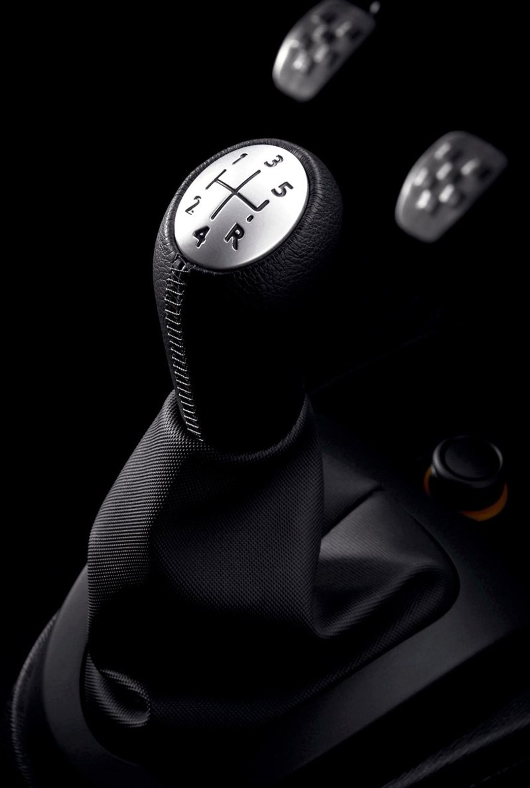 Renault Twingo RS (98 kW): najbardziej dostępny model sportowy w cenie od 15 600 euro