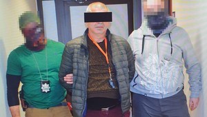 Wyłudzali pieniądze za przewóz od uchodźców z Ukrainy. Wpadli w ręce policji