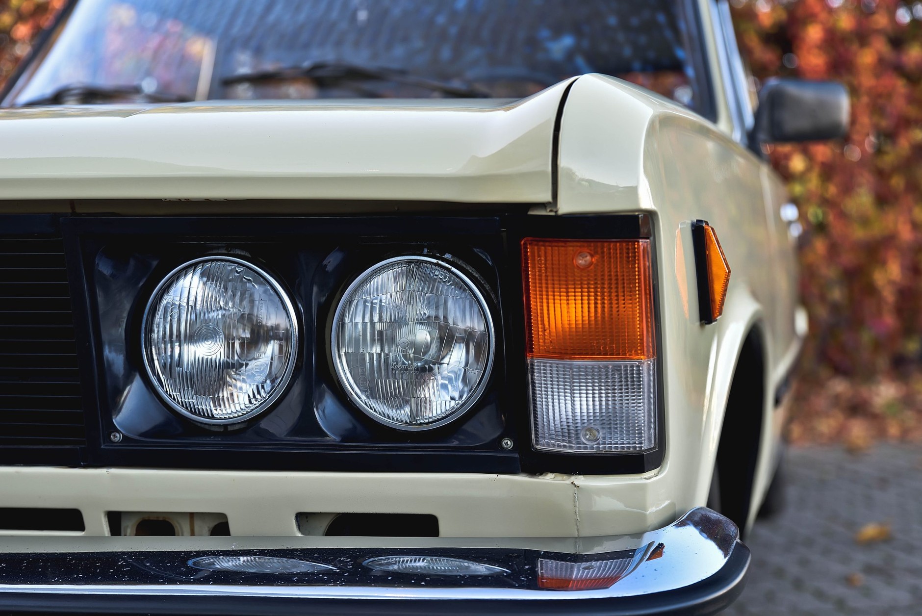 Ten Duży Fiat jest nowy, choć ma 35 lat.  FSO 125p wystawiony na aukcji.