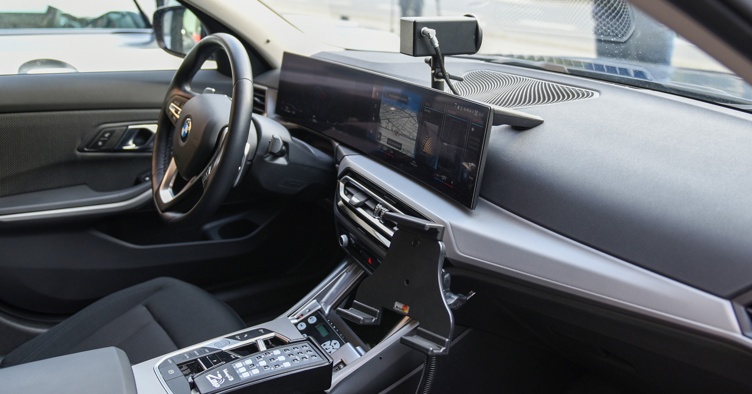 Wideorejestrator GITD zainstalowany w nowym BMW serii 3