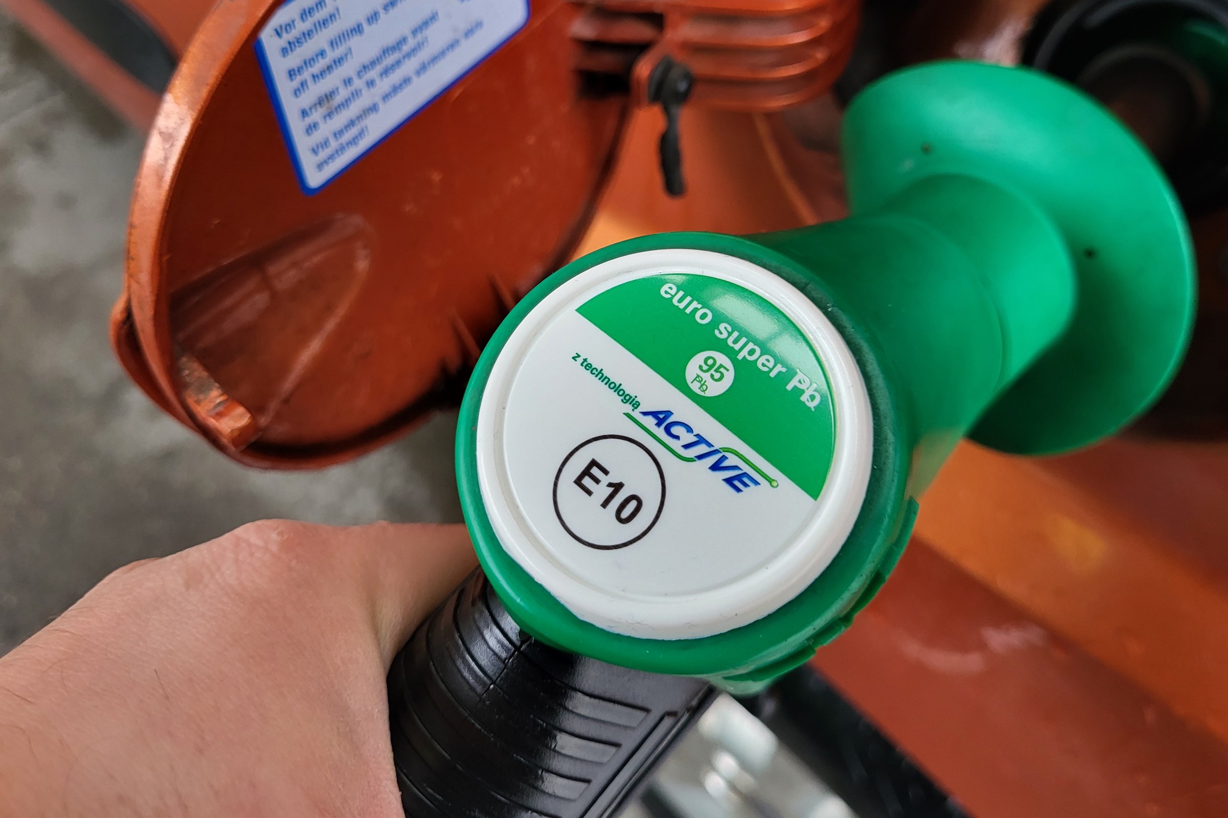 Szokujący wyjątek na mapie cen paliw. W tym kraju benzyna jest tańsza od wody