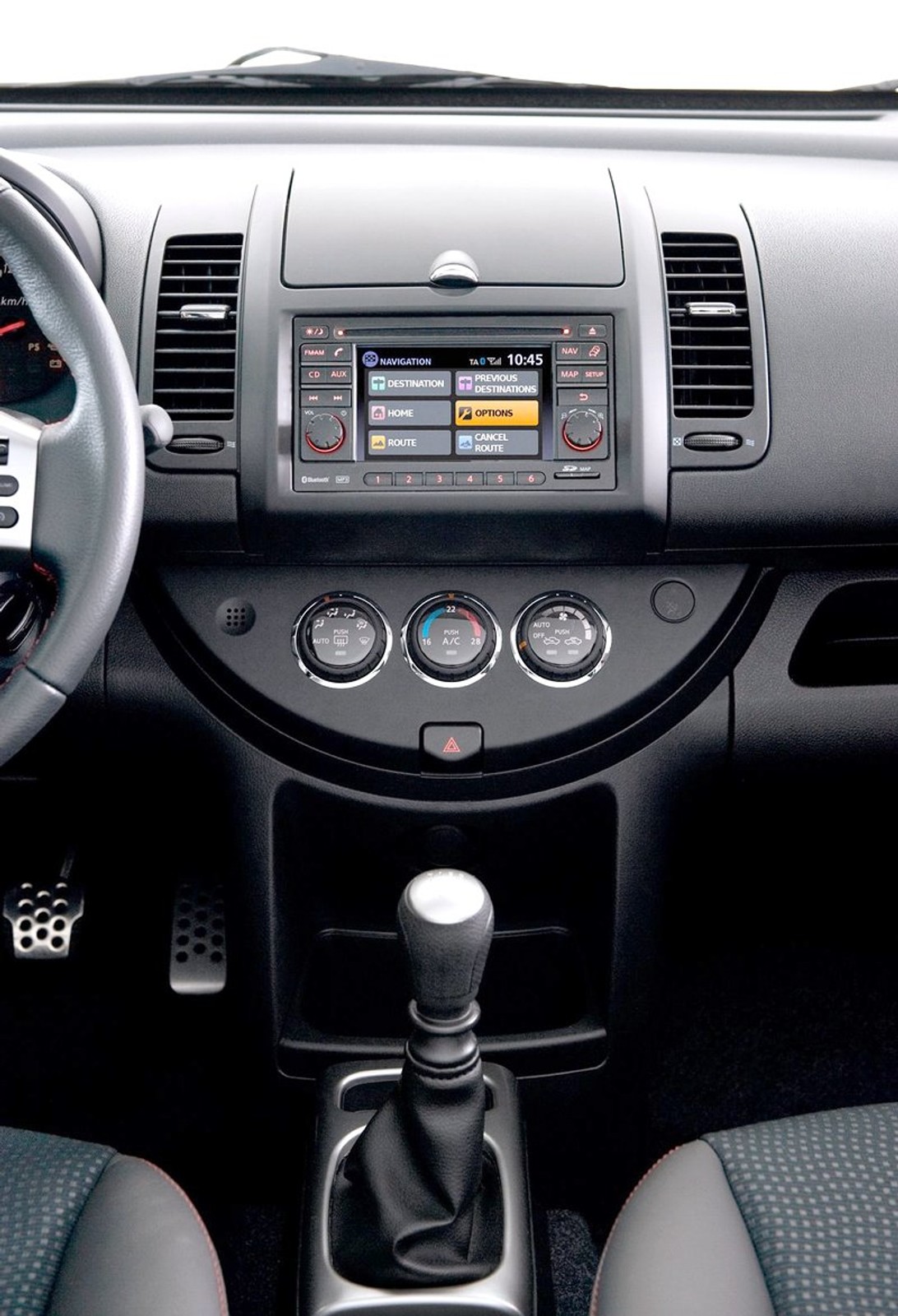 Paryż 2008: Nissan Note po lekkim liftingu i z nowym silnikiem