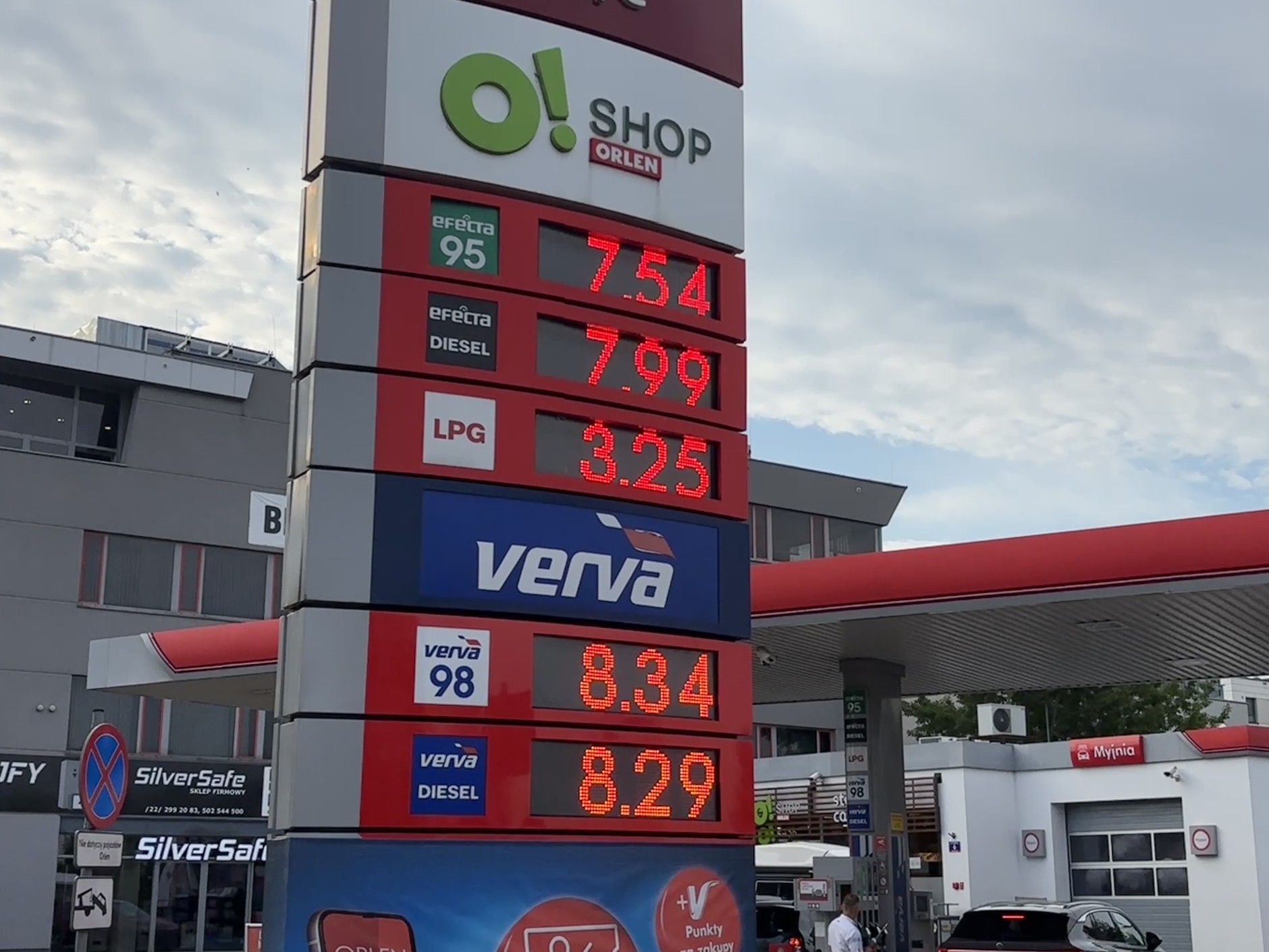 Ceny paliw w poniedziałek 27 lipca — stacja Orlen w Warszawie
