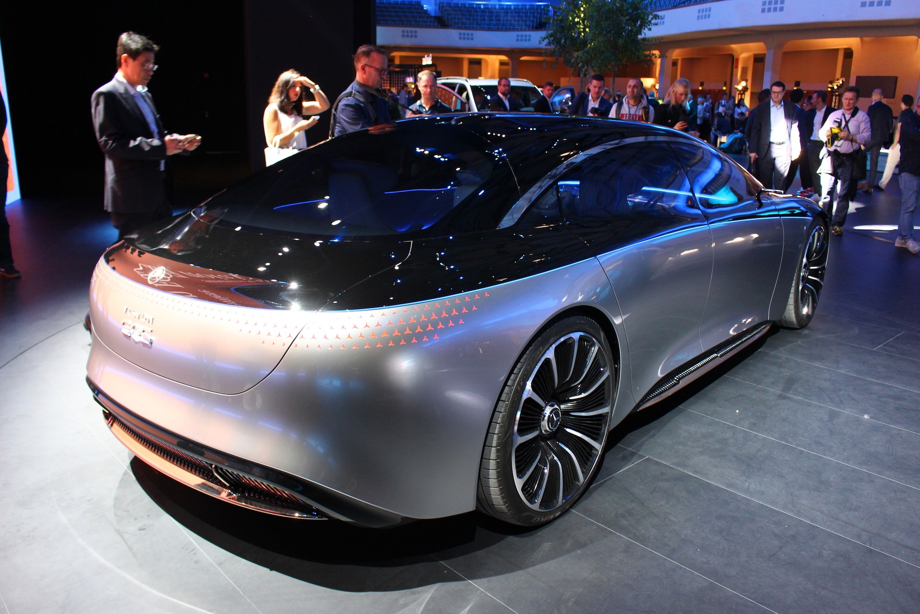 Mercedes Vision EQS