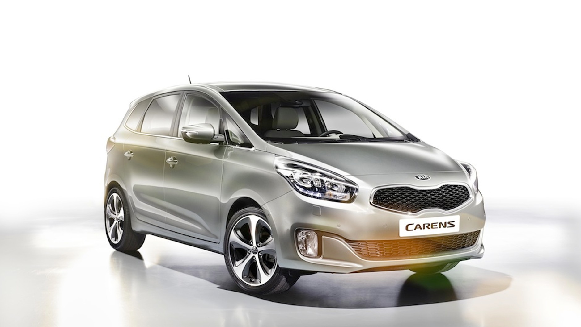 Polskie premiery Kii Carens i pro_cee'd GT