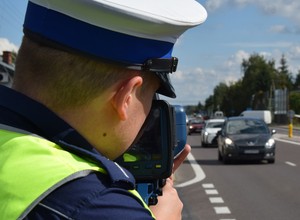 Policja podsumowała długi weekend na drogach. "Dane są nieco lepsze niż ubiegłoroczne"